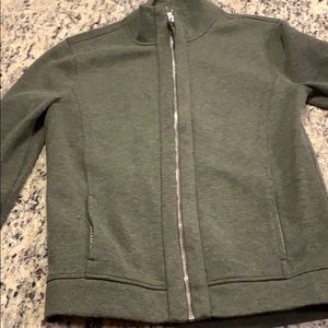 Woman’s Sweatshirt